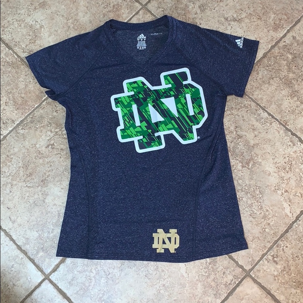 Notre Dame top